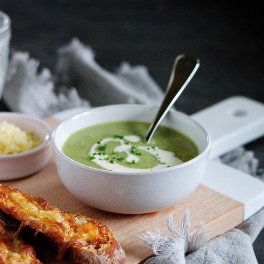 Winter Warmer: Creamy Broccoli Soup Recipe