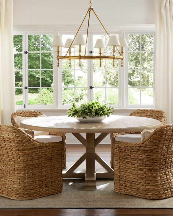 Reasons We Love Round Dining Tables